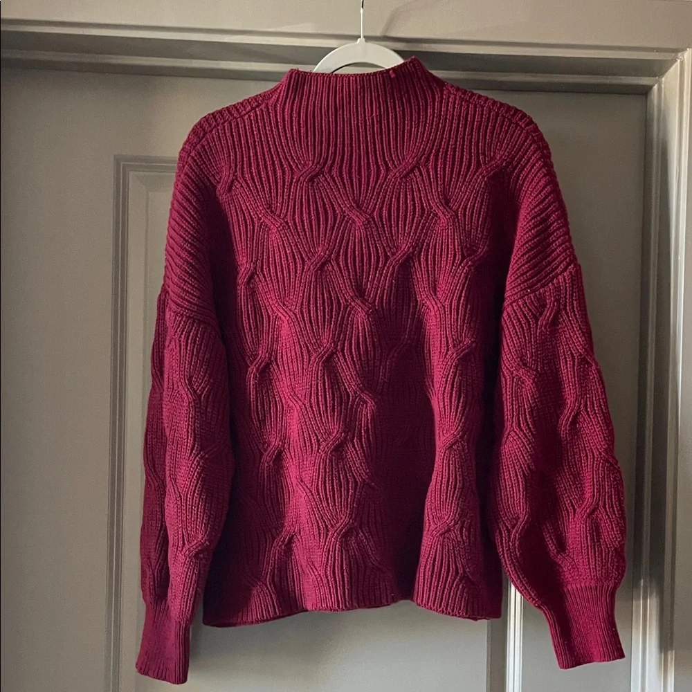 Women's Cable Knit Crewneck Sweater - Rich Wine